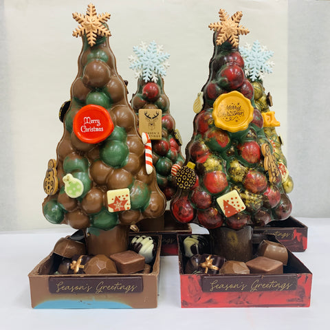 Large Festive Tree & 14 Chocolates
